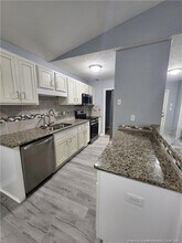505 Meadowland Ct in Hope Mills, NC - Building Photo - Building Photo