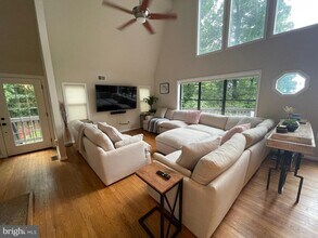 2315 Lookout Rd in Haymarket, VA - Building Photo - Building Photo