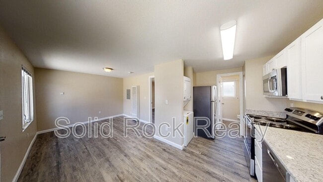 2409 E St Vrain St in Colorado Springs, CO - Building Photo - Building Photo