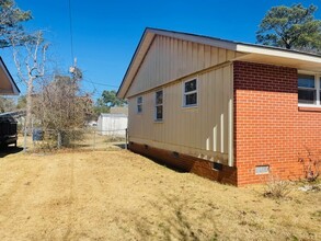 140 Bryan Blvd in Havelock, NC - Building Photo - Building Photo