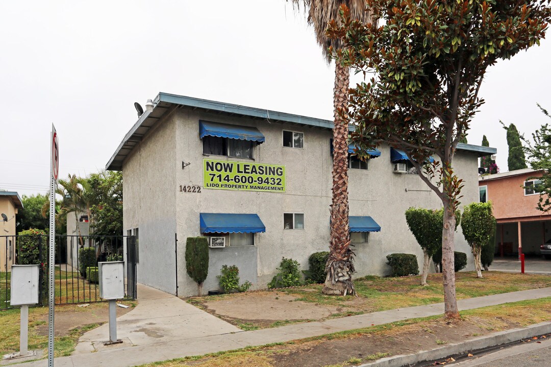 14222 Buena St in Santa Ana, CA - Building Photo