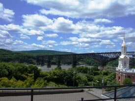 110 Mill St in Poughkeepsie, NY - Building Photo