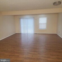 7438 Catterick Ct in Windsor Mill, MD - Building Photo - Building Photo