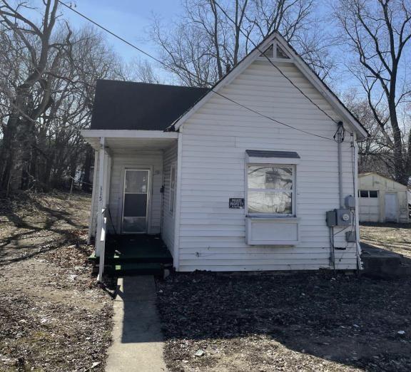 315 W Hickory St Nevada, MO Rental Homes and Apartments for Rent