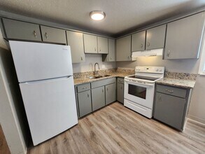 7125 Alegre Cir in Fountain, CO - Building Photo - Building Photo