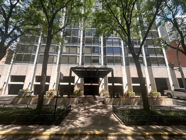 property at 50 E Bellevue Pl