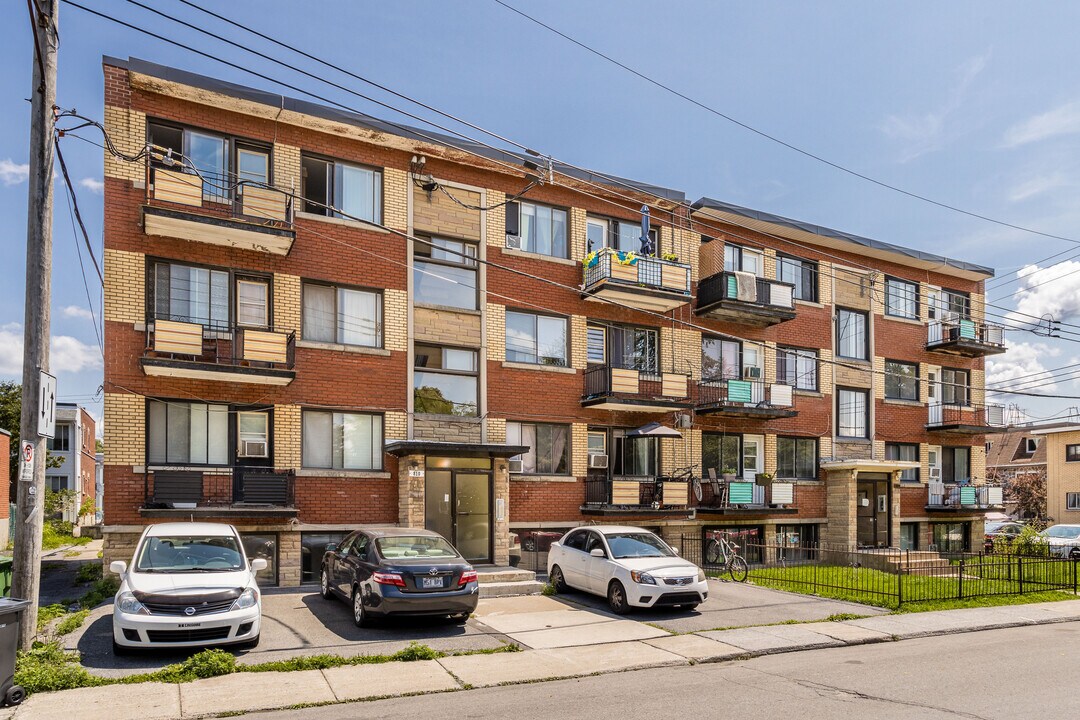 810 13E Av in Montréal, QC - Building Photo