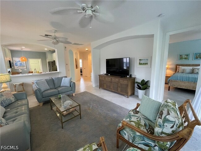 10640 Camarelle Cir