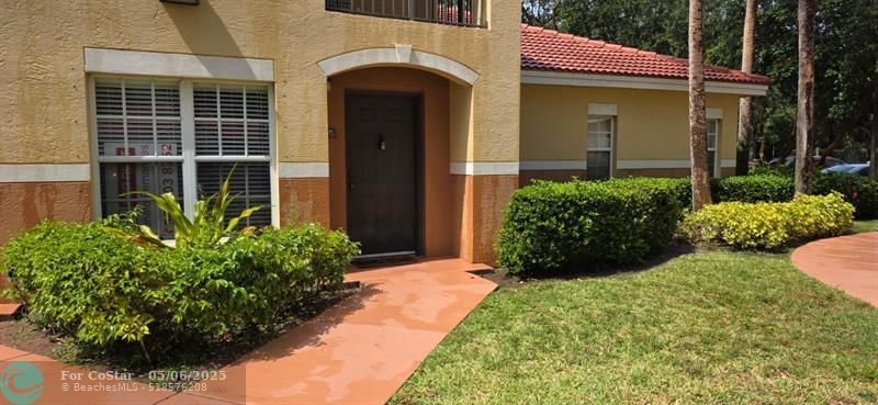 10366 Fox Trail Rd S in West Palm Beach, FL - Building Photo