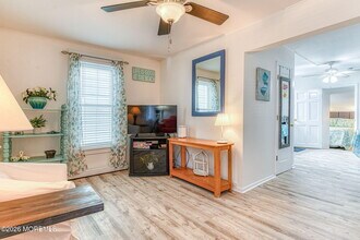 31 Atlantic Ave in Ocean Grove, NJ - Building Photo - Building Photo