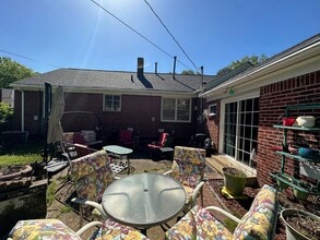 1362 S Perkins Rd in Memphis, TN - Building Photo - Building Photo