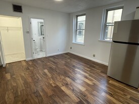 88 Gordon St, Unit 305 in Boston, MA - Building Photo - Building Photo