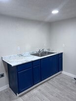 517 N Fowler St, Unit 1 in Meade, KS - Building Photo