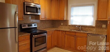 2019 Kenilworth Ave in Charlotte, NC - Foto de edificio - Building Photo