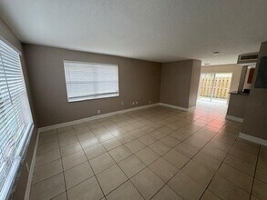 5951 NW 20th St in Lauderhill, FL - Building Photo - Building Photo