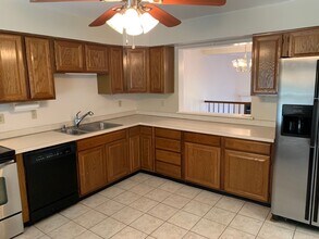 4 River Way in Wilmington, DE - Building Photo - Building Photo