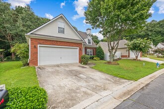 1163 Rhyne Chase SE in Smyrna, GA - Building Photo - Building Photo