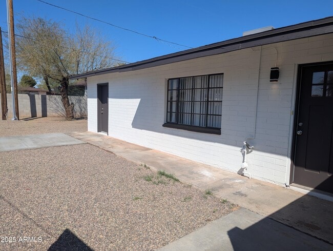 2536 E Culver St in Phoenix, AZ - Building Photo - Building Photo