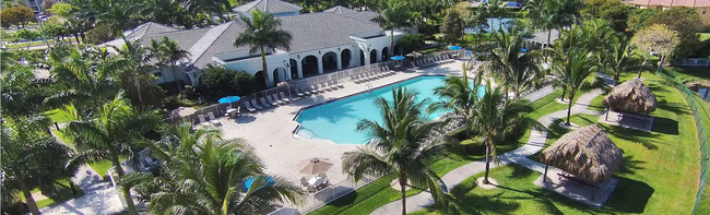8394 NW 113th Path in Doral, FL - Building Photo - Building Photo
