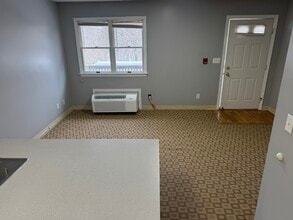 50 Greenbrier Plz in Fairmont, WV - Building Photo - Building Photo