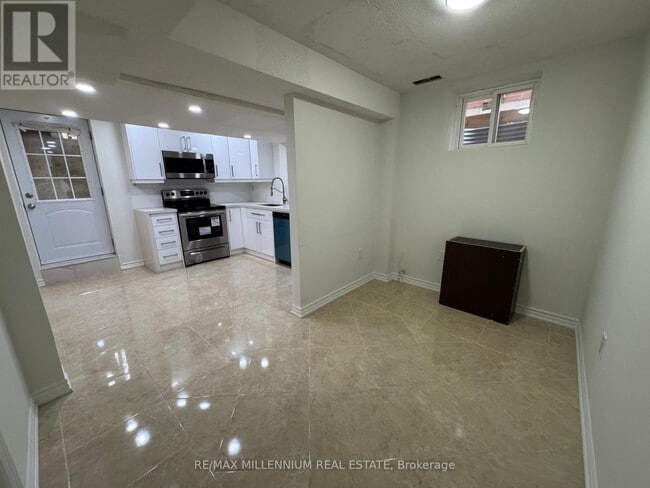 property at 1427 Duval Dr