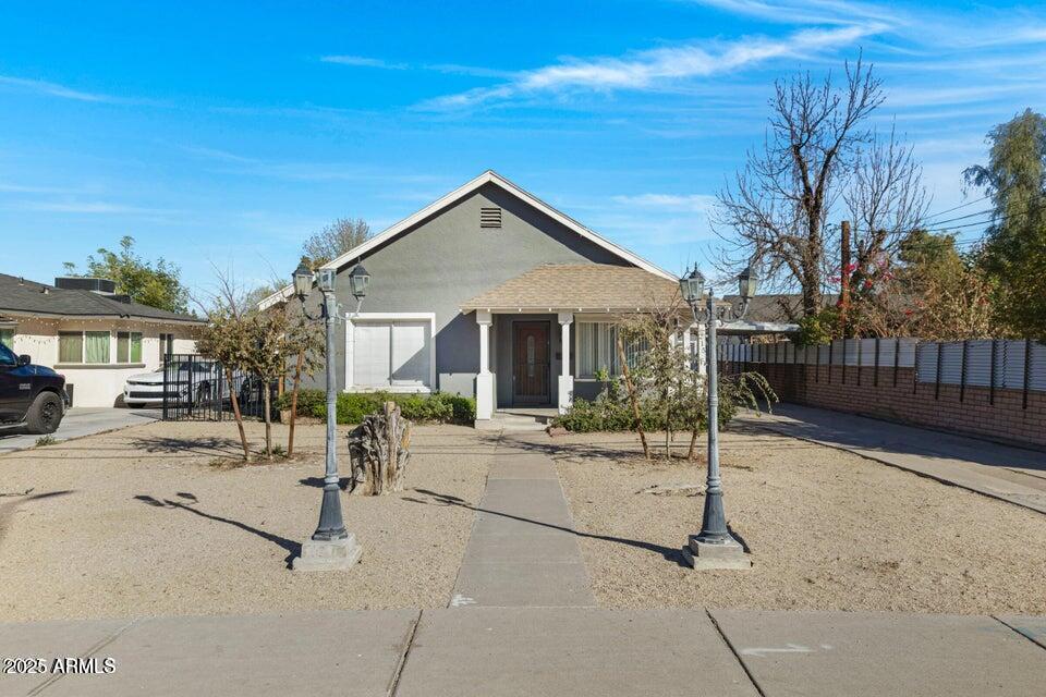 215 N Hobson in Mesa, AZ - Building Photo