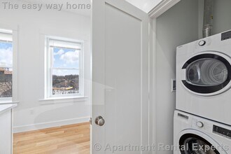 406 Columbia St, Unit #3 in Cambridge, MA - Building Photo - Building Photo