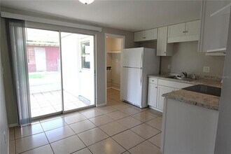 536 Briarwood Rd in Venice, FL - Building Photo - Building Photo