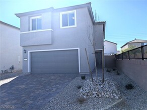 7633 Loftwood Ave in Las Vegas, NV - Building Photo - Building Photo