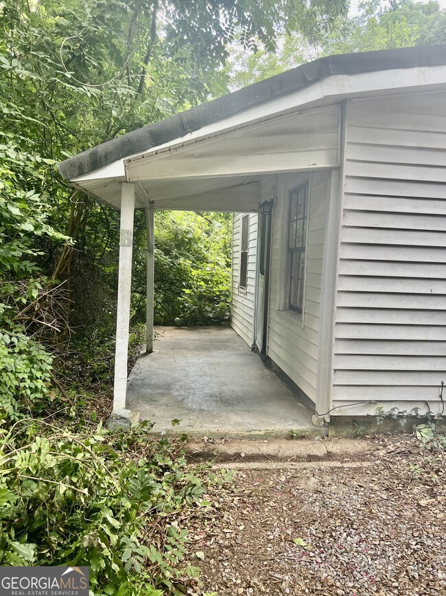 property at 824 Oconee St