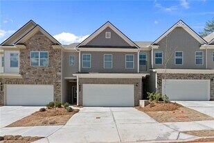 2183 Shetley Creek Dr in Norcross, GA - Building Photo