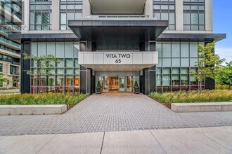 65 Annie Craig Dr in Toronto, ON - Building Photo - Building Photo