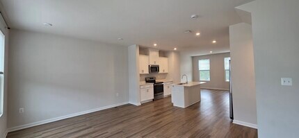 351 Presidents Pointe Ave in Ranson, WV - Building Photo - Building Photo