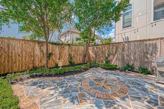 property at 5811 Kiam St