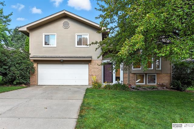 1516 N 144th Avenue Cir in Omaha, NE - Foto de edificio
