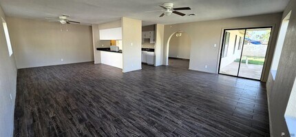 1276 S Pagent Ave in Yuma, AZ - Building Photo - Building Photo