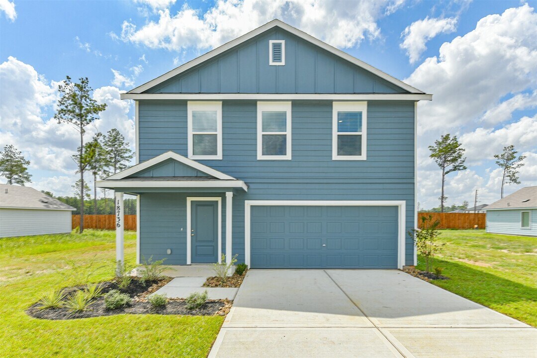 18736 Barrichello Dr in Conroe, TX - Building Photo