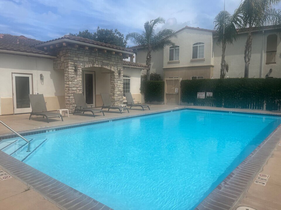 610 Sunrise Dr in Santa Maria, CA - Building Photo