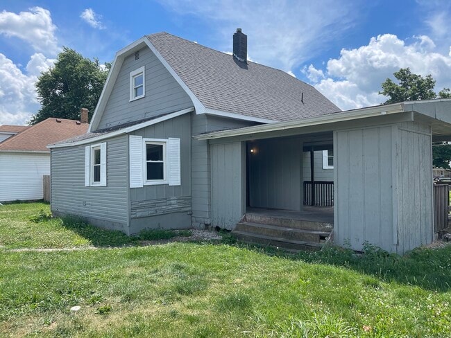 15510 College Ave in Georgetown, IL - Building Photo - Building Photo
