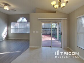 2312 Millcreek Ct in Valrico, FL - Building Photo - Building Photo
