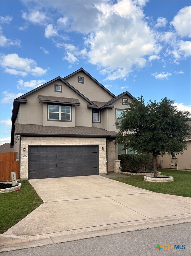 property at 1224 Loma Rnch