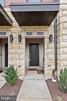 44742 Tiverton Sq in Ashburn, VA - Building Photo