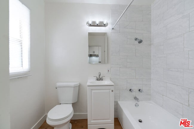 1624 S St Andrews Pl in Los Angeles, CA - Building Photo - Building Photo