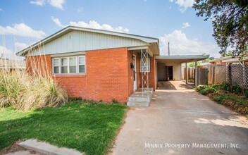 4413 31st St in Lubbock, TX - Building Photo - Building Photo