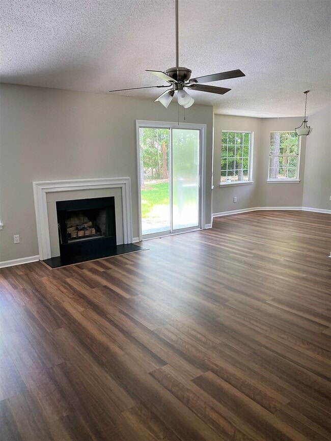 906 Riverwalk Way in Irmo, SC - Building Photo - Building Photo