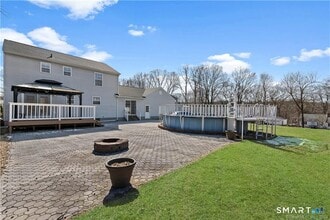 84 Brookside Cir in Windsor, CT - Building Photo - Building Photo