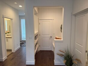 2214 115th Dr SE in Lake Stevens, WA - Foto de edificio - Building Photo