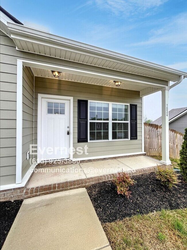 1034 Echo Rdg Rd in Columbia, TN - Building Photo - Building Photo