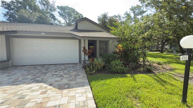 property at 4765 Oak Forest Dr W