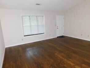 5502 Jamestowne Ct in Powder Springs, GA - Building Photo - Building Photo